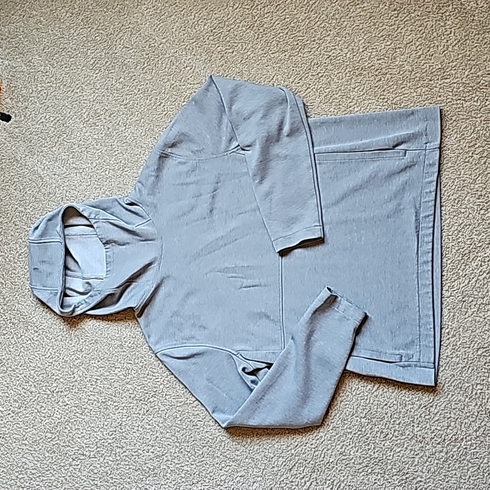 J. Crew Men Pull Over Hoodie - Size M